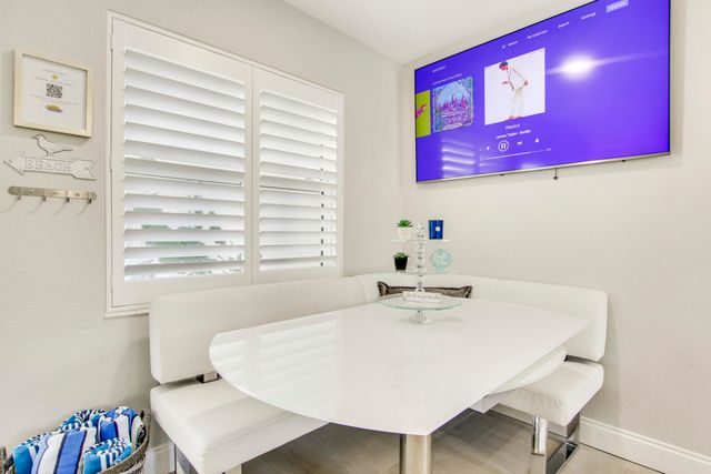 100 Venetian Drive 2, Delray Beach, FL 33483