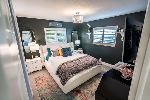 100 Venetian Drive 2, Delray Beach, FL 33483