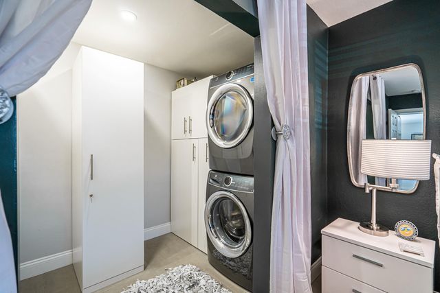 100 Venetian Drive 2, Delray Beach, FL 33483