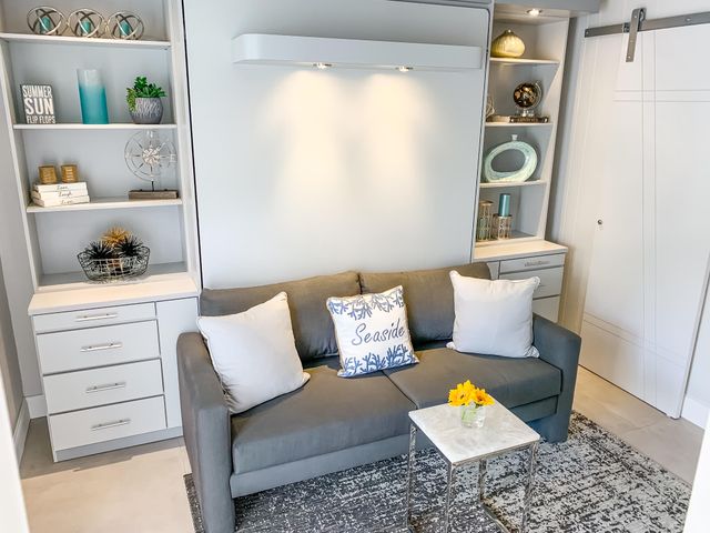 100 Venetian Drive 2, Delray Beach, FL 33483