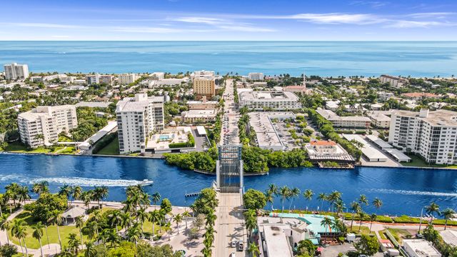 100 Venetian Drive 2, Delray Beach, FL 33483