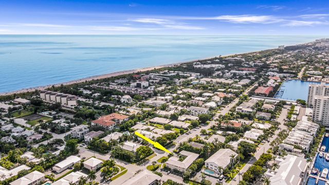 100 Venetian Drive 2, Delray Beach, FL 33483