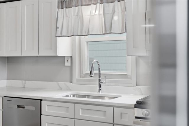 347 Washington St, Leetsdale, PA 15056