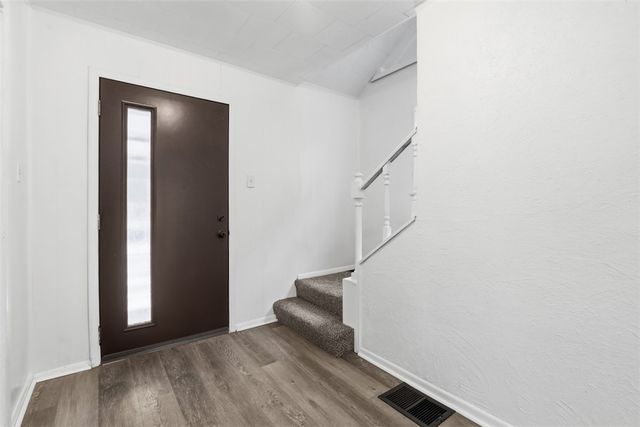 347 Washington St, Leetsdale, PA 15056