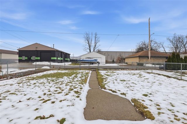 347 Washington St, Leetsdale, PA 15056