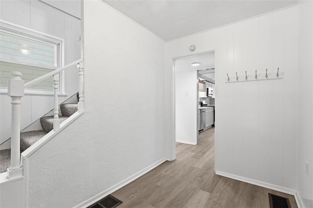 347 Washington St, Leetsdale, PA 15056