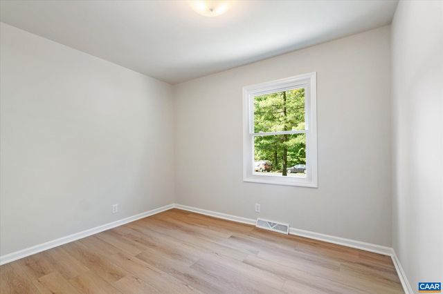 309 CRESTFIELD CT, Charlottesville, VA 22911