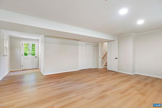 309 CRESTFIELD CT, Charlottesville, VA 22911
