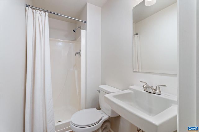 309 CRESTFIELD CT, Charlottesville, VA 22911