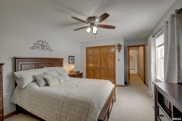 5434-5438 STATE Street, Quincy, IL 62305