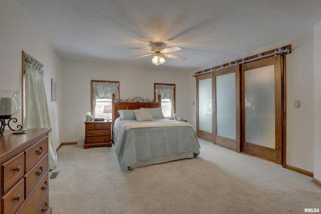 5434-5438 STATE Street, Quincy, IL 62305