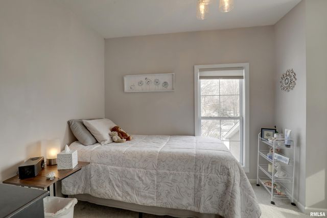 5434-5438 STATE Street, Quincy, IL 62305