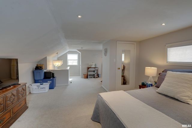 5434-5438 STATE Street, Quincy, IL 62305