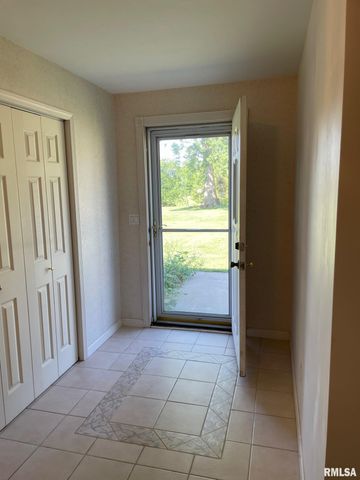 5434-5438 STATE Street, Quincy, IL 62305