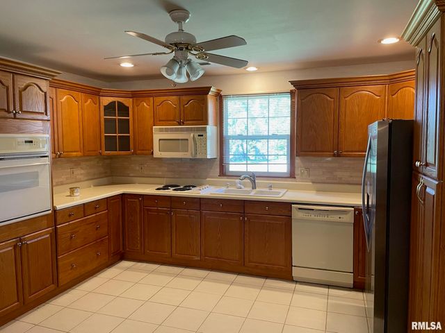 5434-5438 STATE Street, Quincy, IL 62305