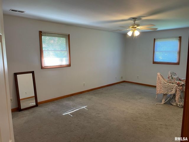 5434-5438 STATE Street, Quincy, IL 62305