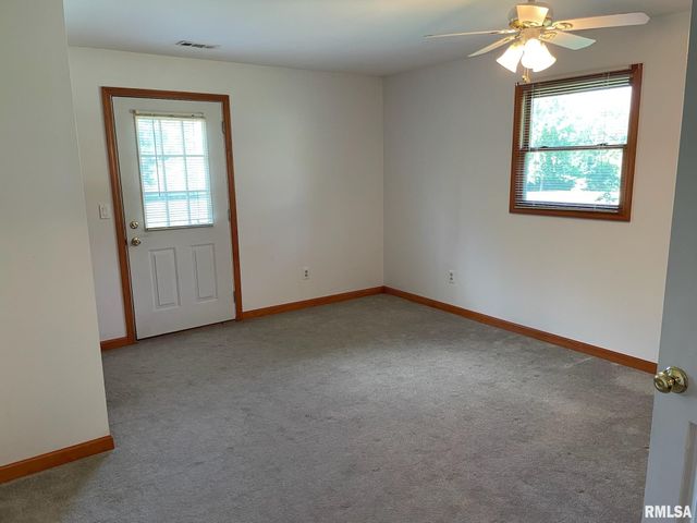 5434-5438 STATE Street, Quincy, IL 62305