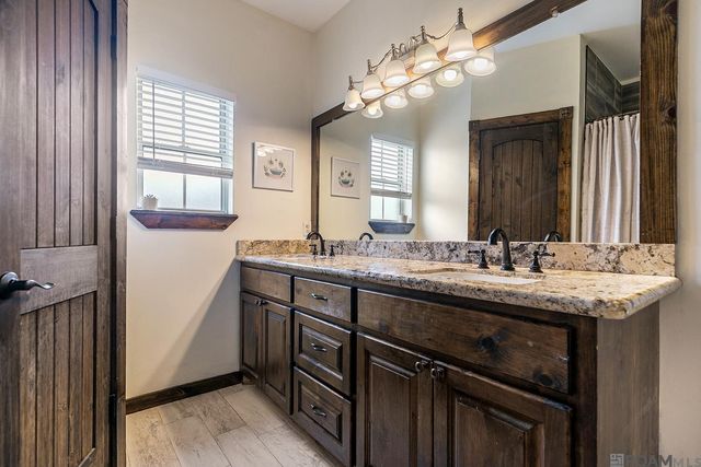 32536 Cedar Ct, Denham Springs, LA 70706