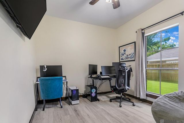 32536 Cedar Ct, Denham Springs, LA 70706