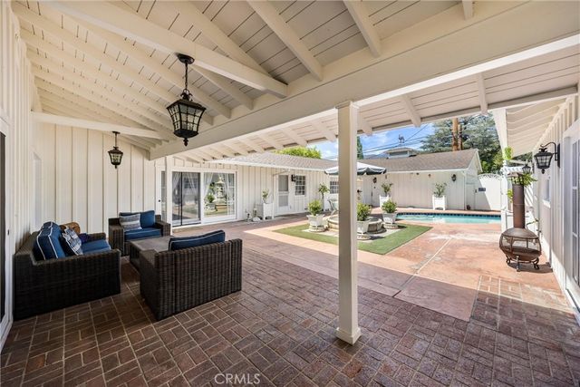 606 E Parkdale Drive, San Bernardino, CA 92404