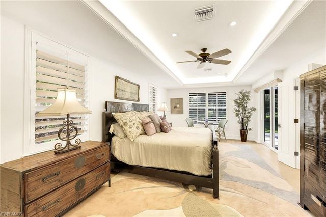 6777 Southern Oak CT, Naples, FL 34109