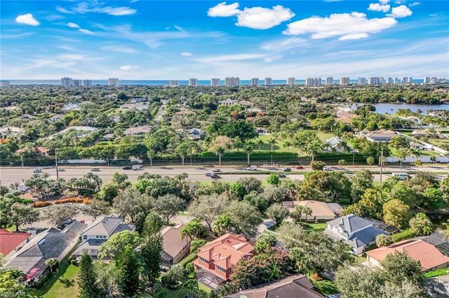 6777 Southern Oak CT, Naples, FL 34109