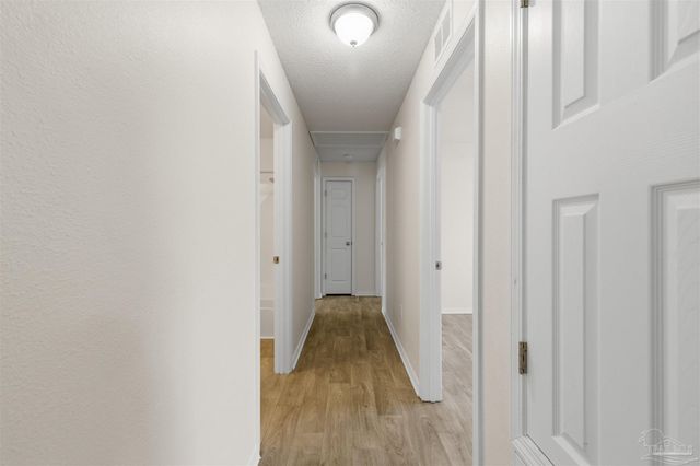 8909 Camshire Cir, Pensacola, FL 32507