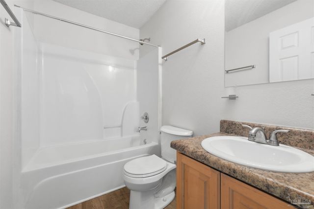 8909 Camshire Cir, Pensacola, FL 32507