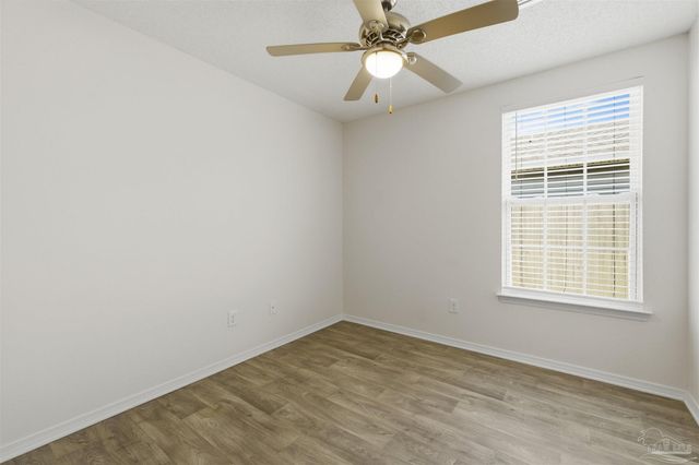 8909 Camshire Cir, Pensacola, FL 32507