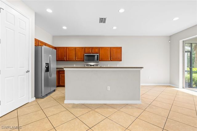 15678 Angelica DR, Alva, FL 33920