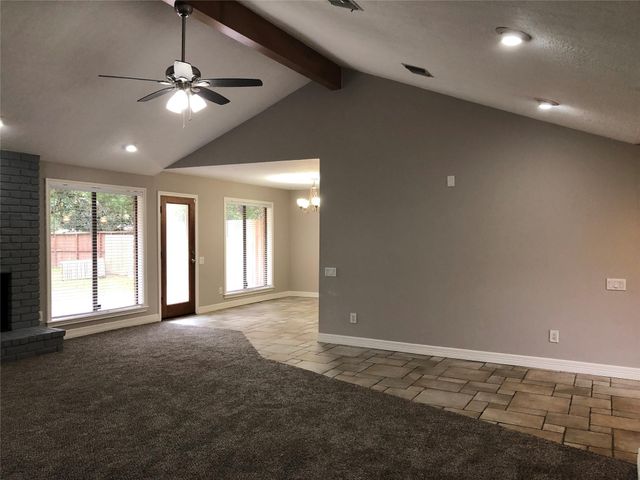 3414 Wooddale Lane, Montgomery, TX 77356