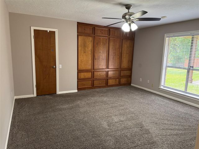 3414 Wooddale Lane, Montgomery, TX 77356