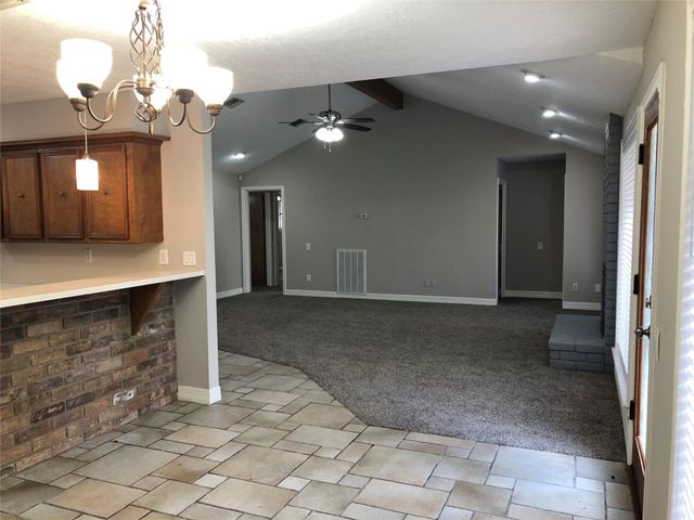 3414 Wooddale Lane, Montgomery, TX 77356