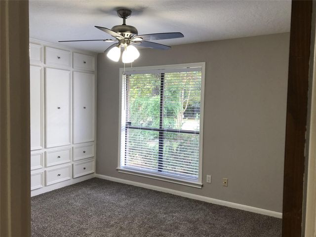 3414 Wooddale Lane, Montgomery, TX 77356