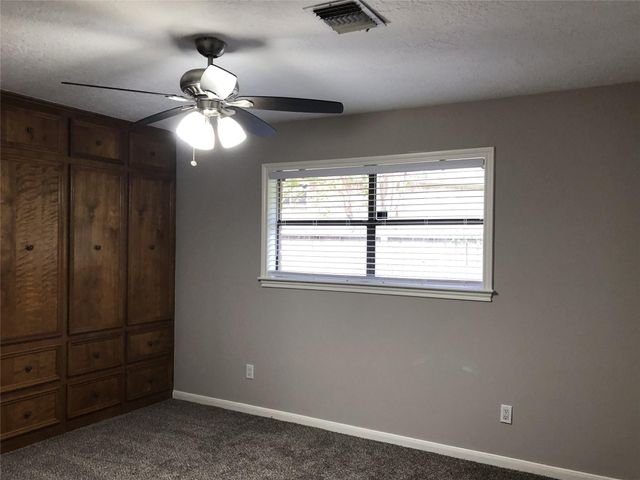 3414 Wooddale Lane, Montgomery, TX 77356