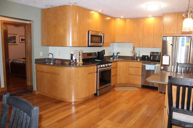 5889 N STAHL ROAD, Monon, IN 47959