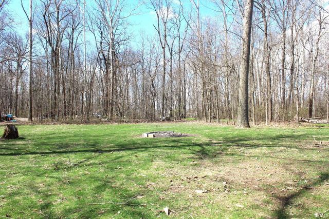 5889 N STAHL ROAD, Monon, IN 47959