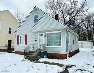 14100 Saybrook Avenue, Cleveland, OH 44105