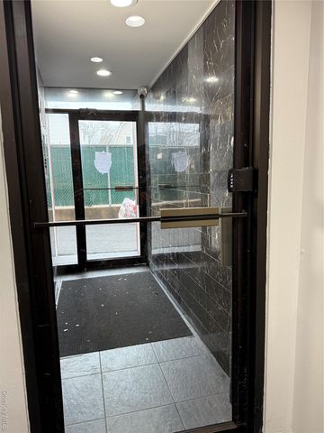 40-12 149th Street, Flushing, NY 11354