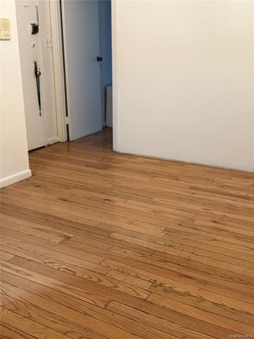 40-12 149th Street, Flushing, NY 11354