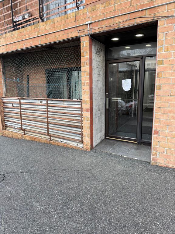 40-12 149th Street, Flushing, NY 11354