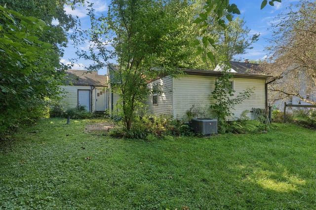 19737 Gilmer Street, South Bend, IN 46614