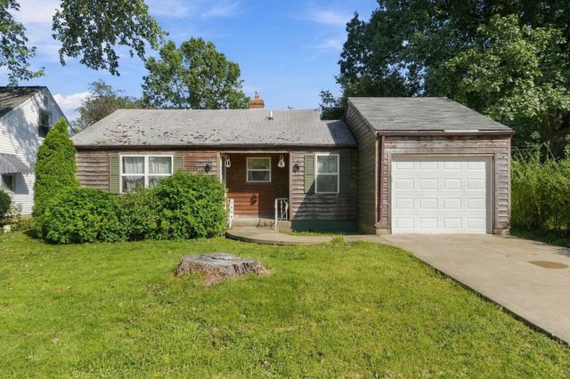 19737 Gilmer Street, South Bend, IN 46614