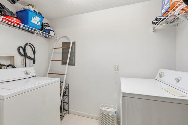 19737 Gilmer Street, South Bend, IN 46614
