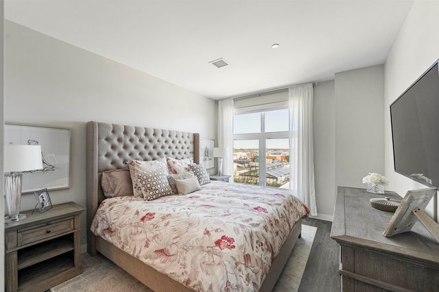 18 Artisan Dr Unit 406, Salem, NH 03079