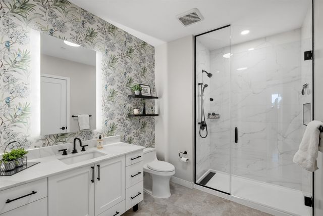 18 Artisan Dr Unit 406, Salem, NH 03079