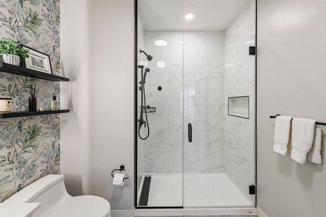 18 Artisan Dr Unit 406, Salem, NH 03079