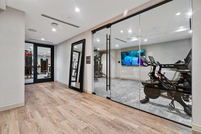 18 Artisan Dr Unit 406, Salem, NH 03079
