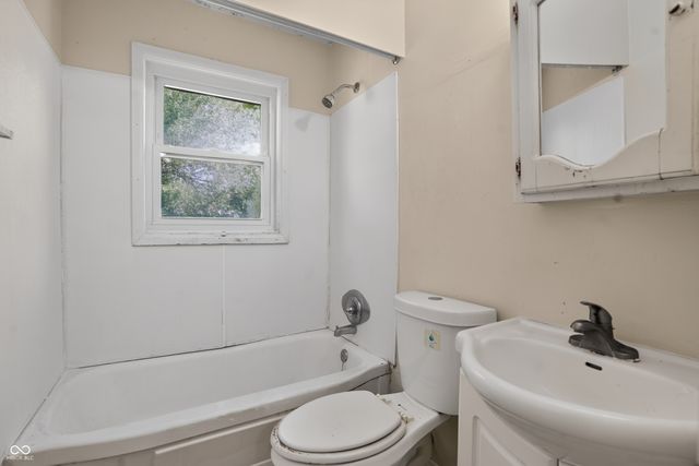 7320 E 34th Street, Indianapolis, IN 46226