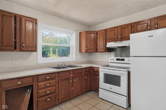 7320 E 34th Street, Indianapolis, IN 46226